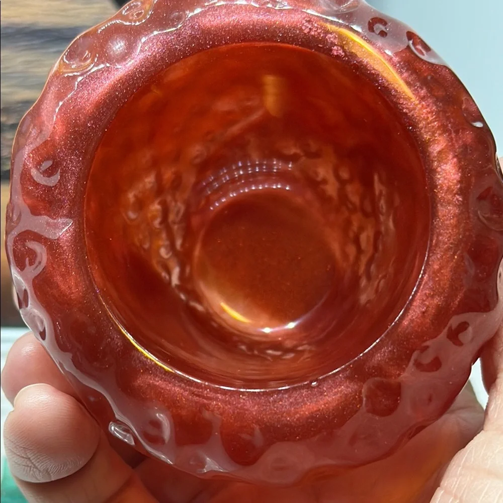Elegant Red Resin Strawberry Jar - Picture 10 of 12